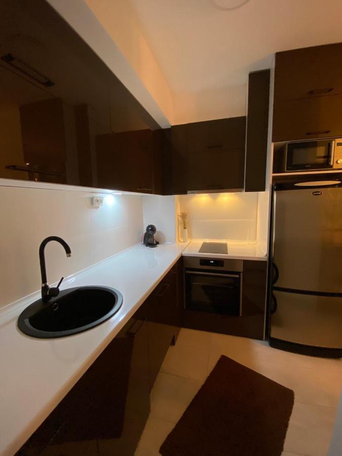 Sandev Apartments ชติป ภายนอก รูปภาพ